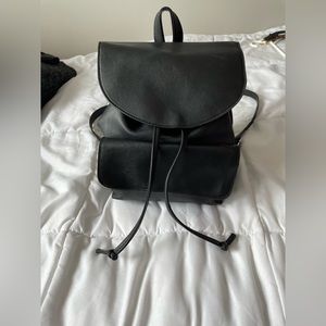 Ardene fake leather black backpack